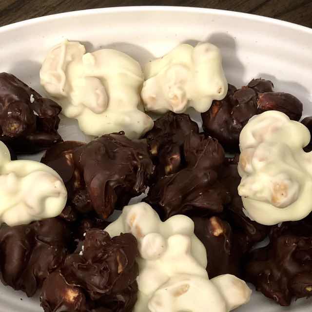 chocolate clusters/chocolate nut raisin clusters