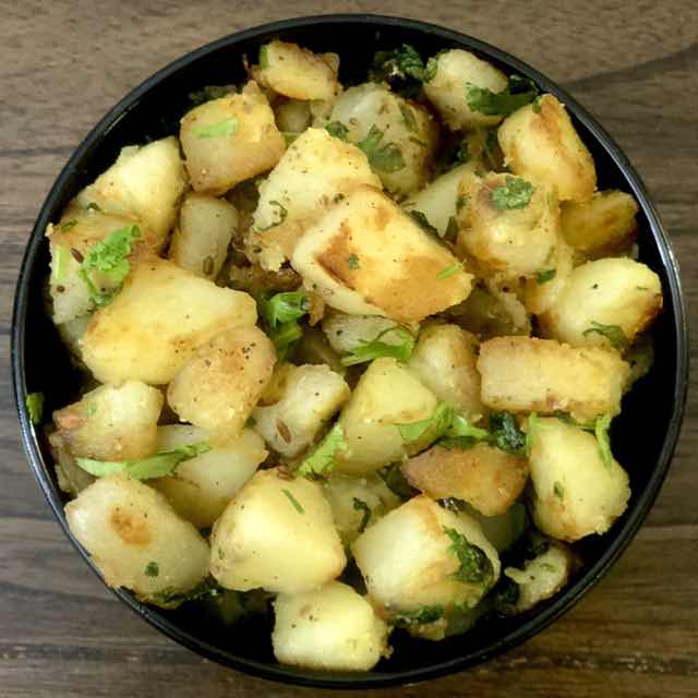 How to make a simple Potato Fry/Aloo Fry/Alu Fry/Vrat Wale aloo ki sabzi/Potato fry no ginger garlic