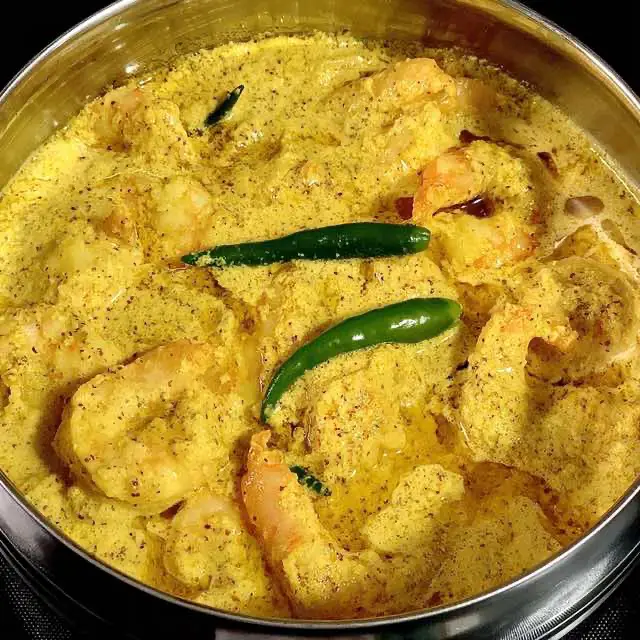 bengali steamed prawns, bhaapa chingri